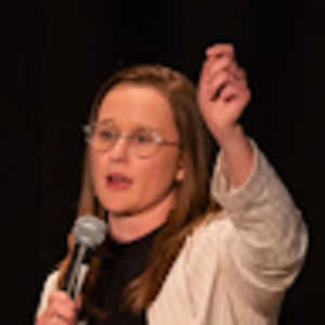 Meet your Posher, Maggie